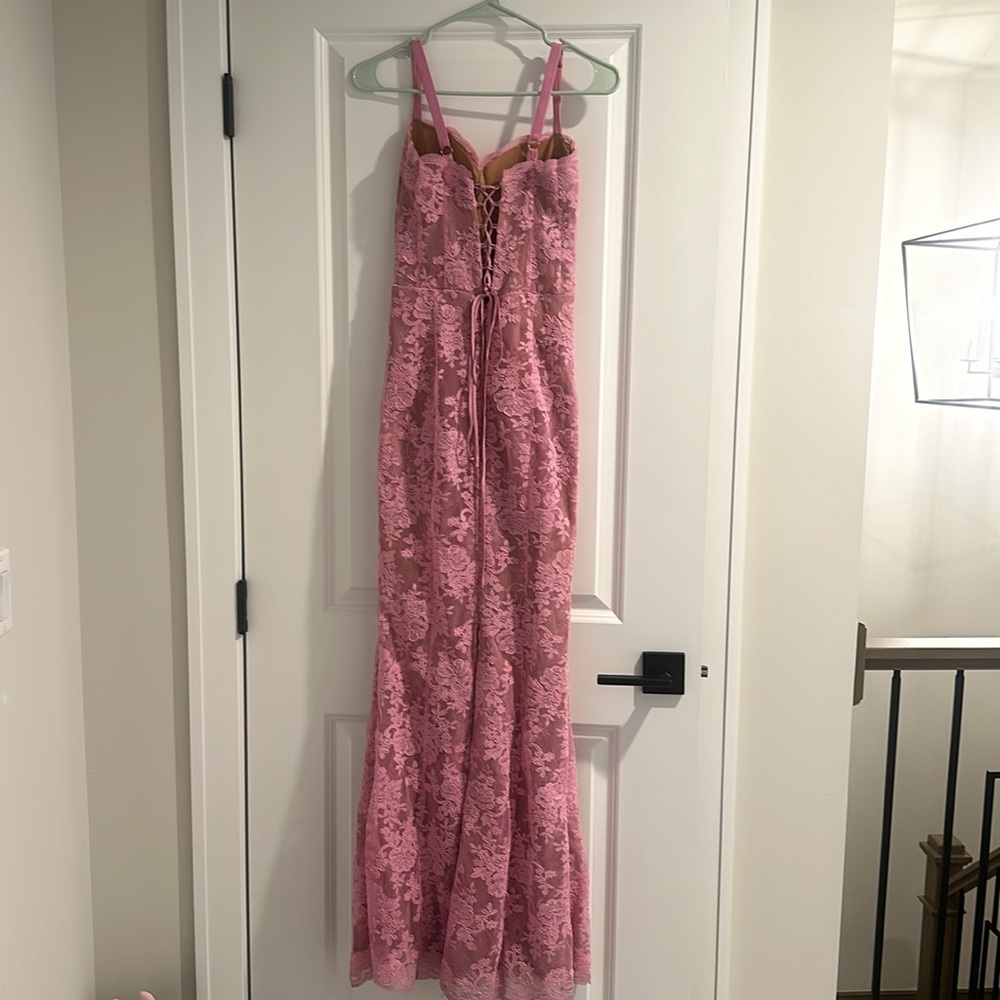 V. Chapman Dress - Picture 9 of 15
